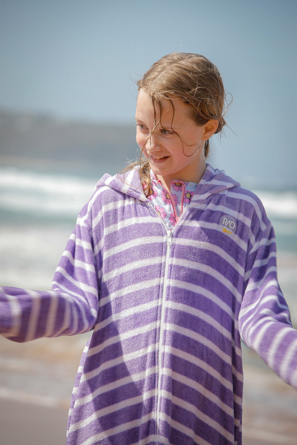 Zippy Vivid Violet Kids Hooded Towels with Zipper