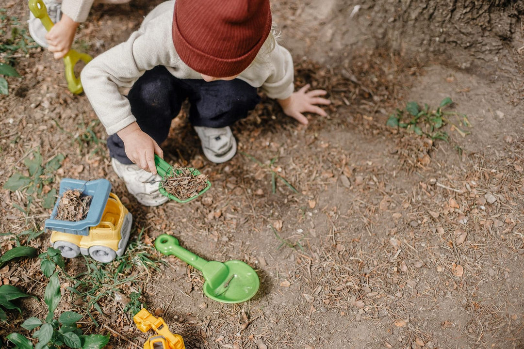 Winter Gardening: A Guide to Planting, Learning, and Growing Together